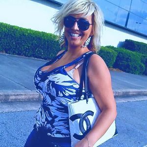 Meet your Posher, Alija